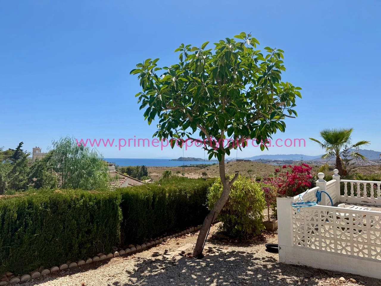 2 soveværelse Villa til salg i Murcia by med swimmingpool garage - € 379.000 (Ref: 9948603)