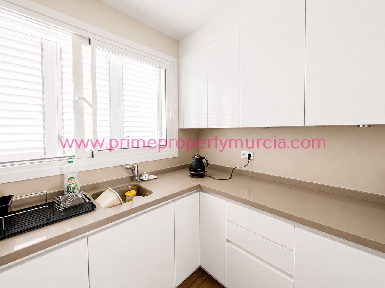 2 bedroom Villa for sale in Murcia city with pool garage - € 379,000 (Ref: 9948603)
