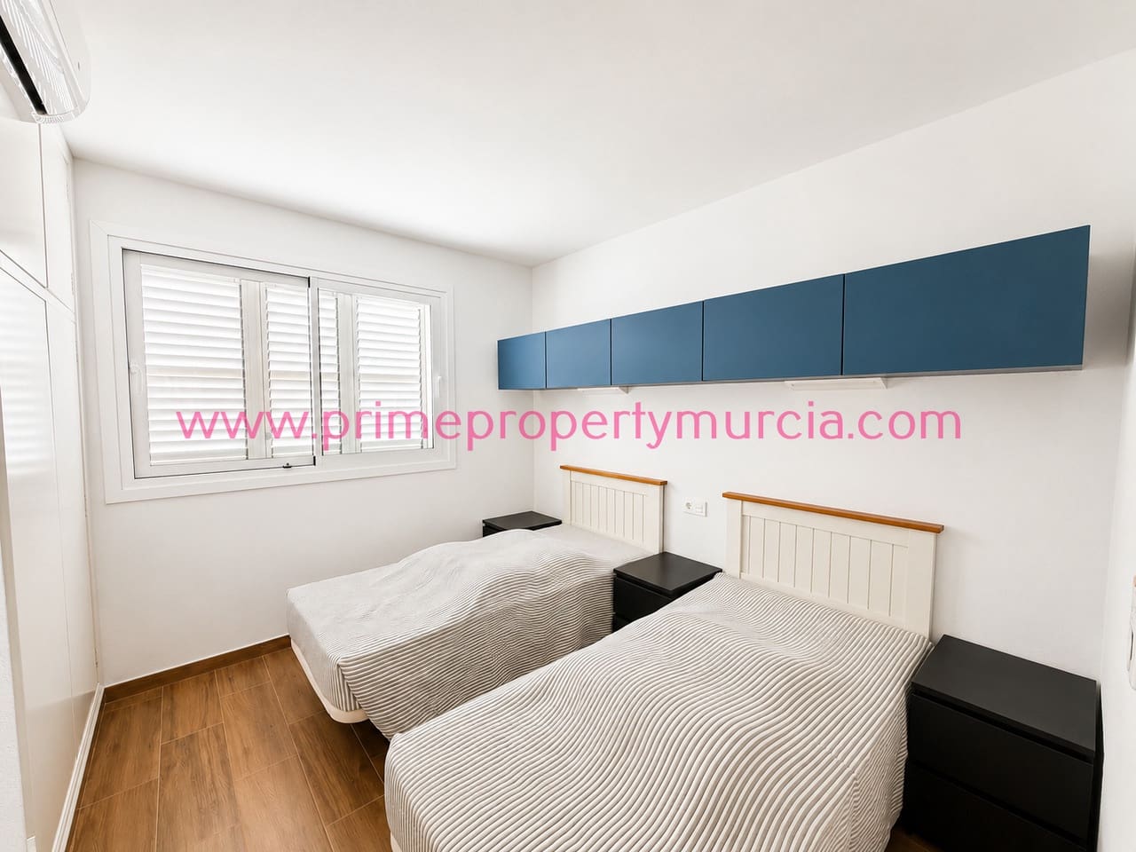 2 bedroom Villa for sale in Murcia city with pool garage - € 379,000 (Ref: 9948603)