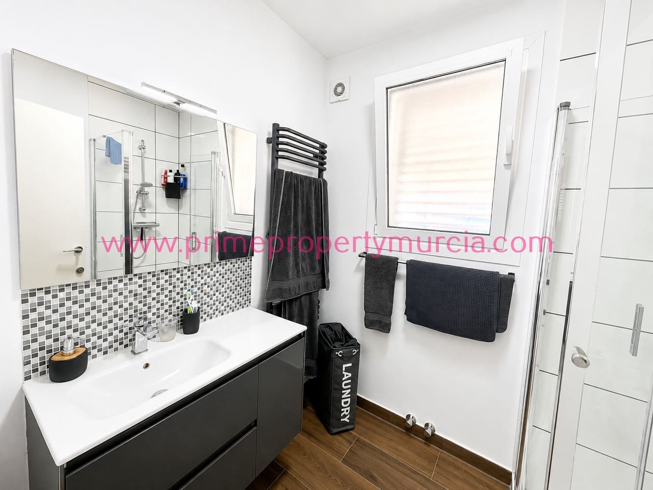 2 bedroom Villa for sale in Murcia city with pool garage - € 379,000 (Ref: 9948603)