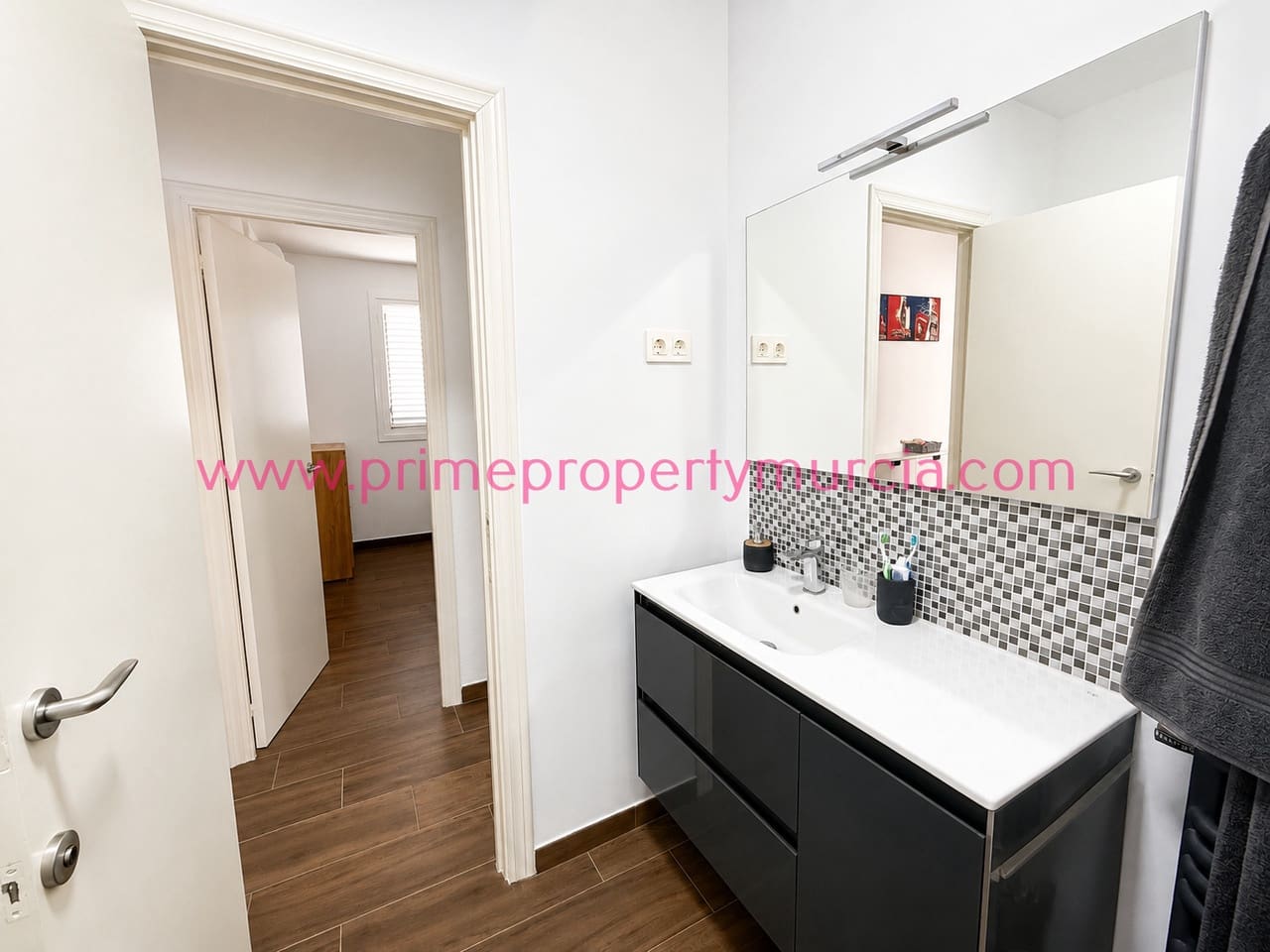 2 bedroom Villa for sale in Murcia city with pool garage - € 379,000 (Ref: 9948603)