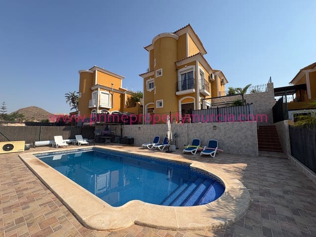 3 soverom Villa til salgs i Mazarrón med svømmebasseng garasje - € 349 950 (Ref: 9983807)