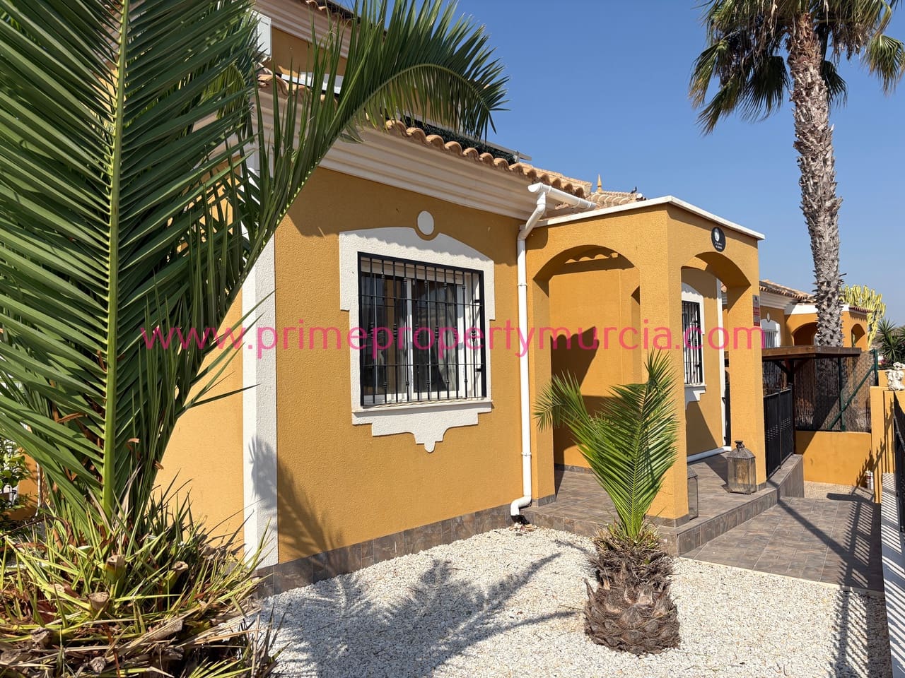 3 bedroom Villa for sale in Mazarron with pool garage - € 349,950 (Ref: 9983807)