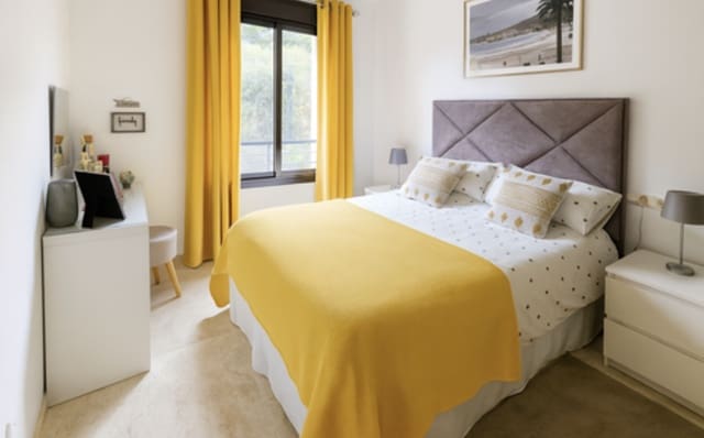 2 bedroom Apartment for sale in Casares Golf - Casares del Sol, Casares with pool garage - € 349,950 (Ref: 9306142)