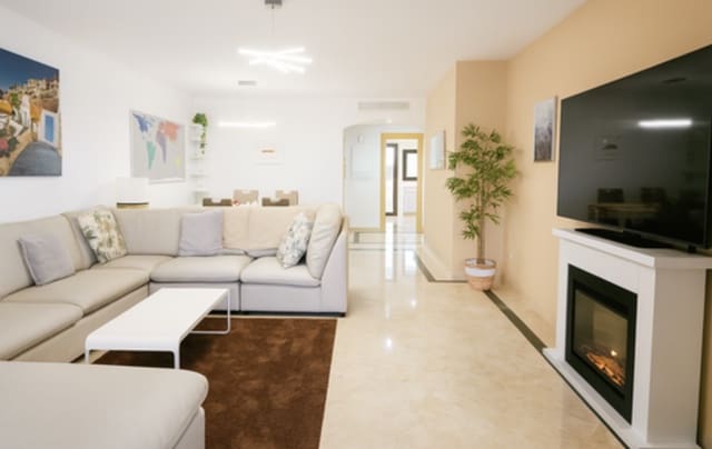 2 bedroom Apartment for sale in Casares Golf - Casares del Sol, Casares with pool garage - € 349,950 (Ref: 9306142)