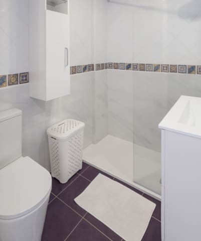 2 makuuhuone Huoneisto myytävänä paikassa La Duquesa / Puerto de la Duquesa, Manilva - 280 000 € (Ref: 9308033)