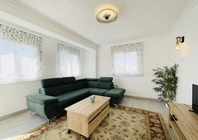 3 soverom Hus til salgs i La Duquesa / Puerto de la Duquesa, Manilva - € 425 000 (Ref: 9308036)