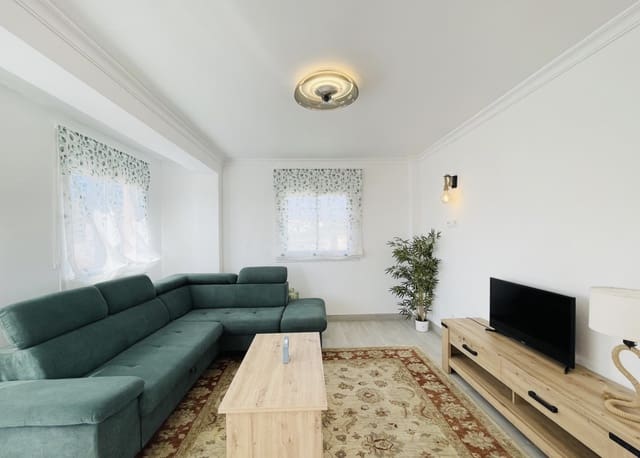 3 soverom Hus til salgs i La Duquesa / Puerto de la Duquesa, Manilva - € 425 000 (Ref: 9308036)