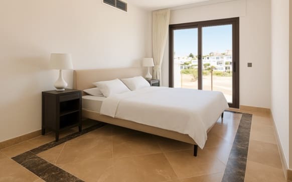 3 bedroom Penthouse for sale in La Duquesa / Puerto de la Duquesa, Manilva with pool garage - € 750,000 (Ref: 9324452)