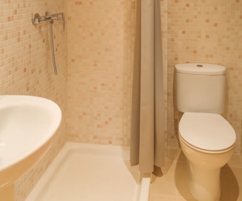 2 soveværelse Lejlighed til salg i La Duquesa / Puerto de la Duquesa med swimmingpool garage - € 235.000 (Ref: 9324472)