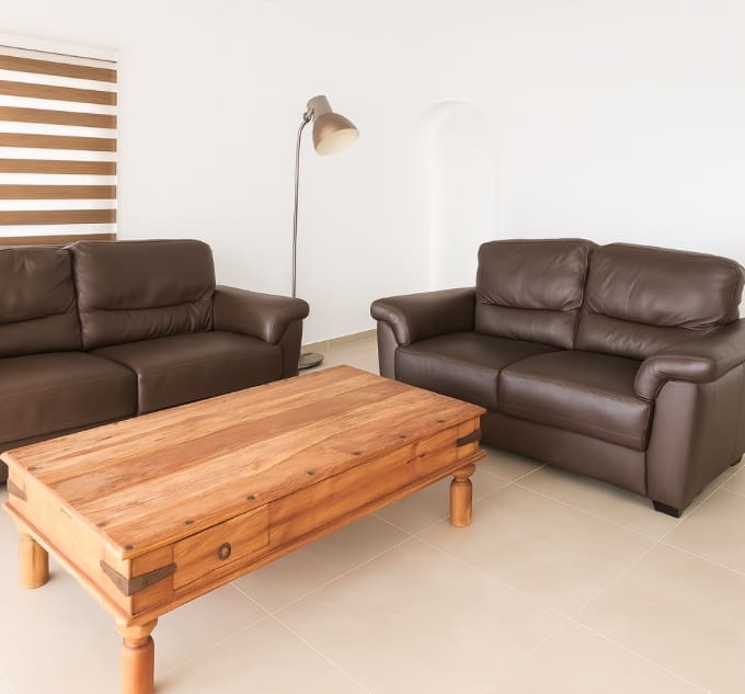 Casa de 4 habitaciones en La Duquesa / Puerto de la Duquesa en venta - 620.000 € (Ref: 9325415)