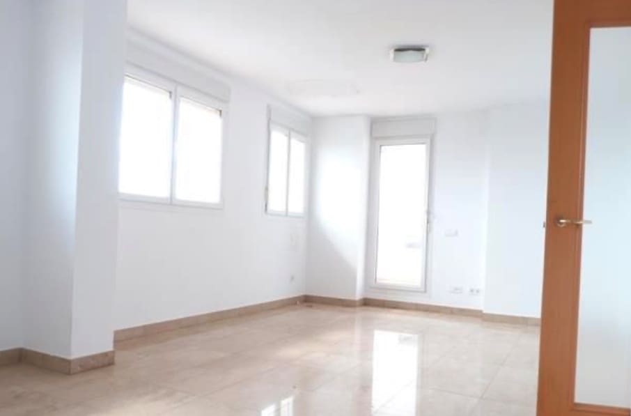 5 soverom Hus til salgs i La Duquesa / Puerto de la Duquesa med svømmebasseng garasje - € 485 000 (Ref: 9331456)