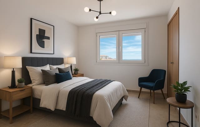 5 soverom Hus til salgs i La Duquesa / Puerto de la Duquesa, Manilva med svømmebasseng garasje - € 485 000 (Ref: 9331456)