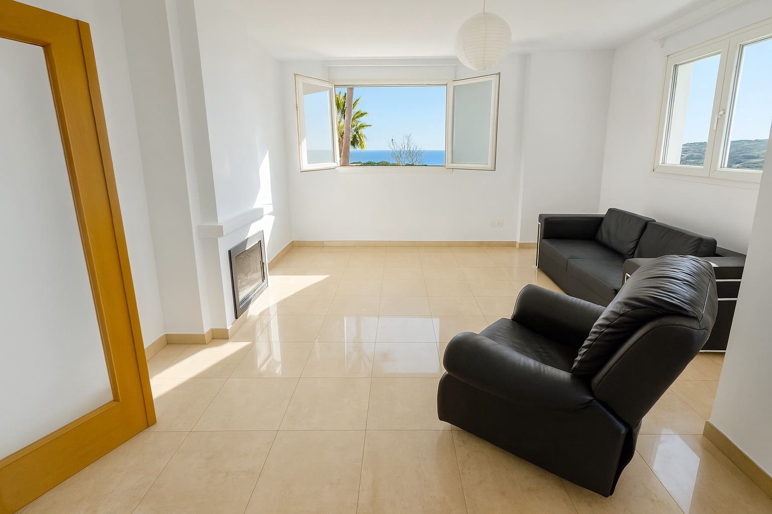 5 bedroom Townhouse for sale in La Duquesa / Puerto de la Duquesa with pool garage - € 485,000 (Ref: 9331456)