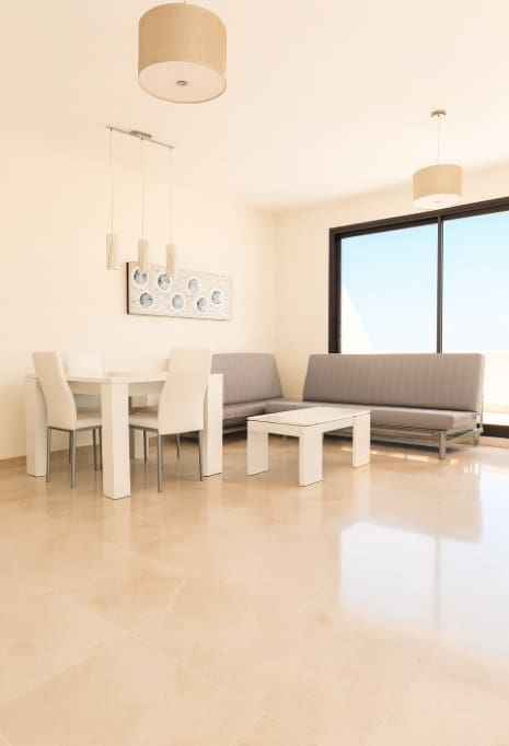 2 camera da letto Attico in vendita in La Duquesa / Puerto de la Duquesa con garage - 260.000 € (Rif: 9331833)