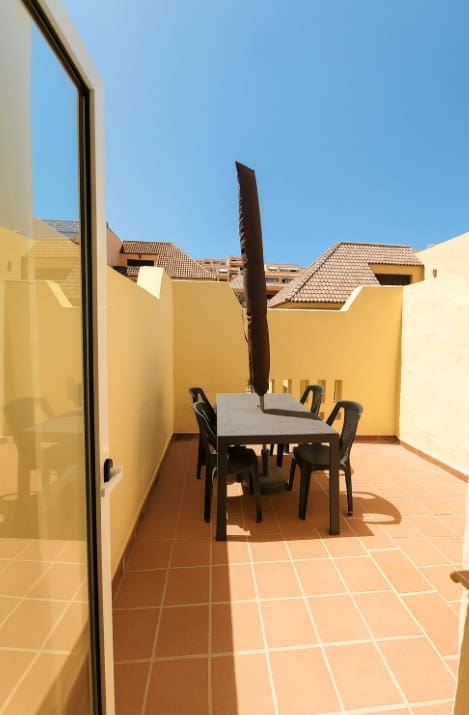 2 camera da letto Attico in vendita in La Duquesa / Puerto de la Duquesa con garage - 260.000 € (Rif: 9331833)