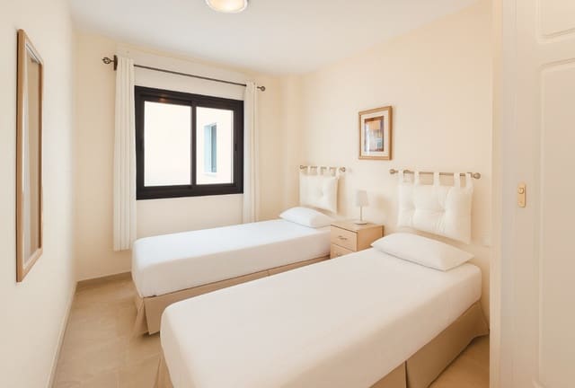 2 bedroom Apartment for sale in La Duquesa / Puerto de la Duquesa, Manilva with pool garage - € 330,000 (Ref: 9331836)