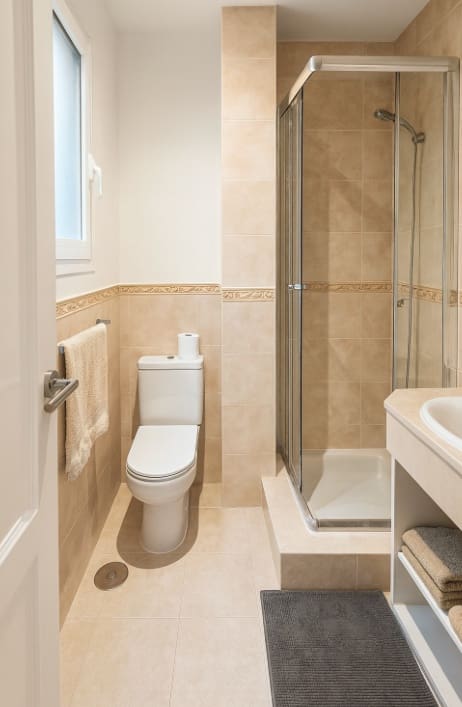 2 makuuhuone Huoneisto myytävänä paikassa La Duquesa / Puerto de la Duquesa mukana uima-altaan - 299 950 € (Ref: 9331837)