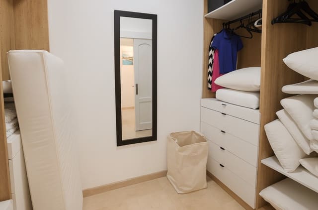 3 sovrum Lägenhet till salu i Sotogrande Alto, San Roque med pool garage - 399 950 € (Ref: 9336903)