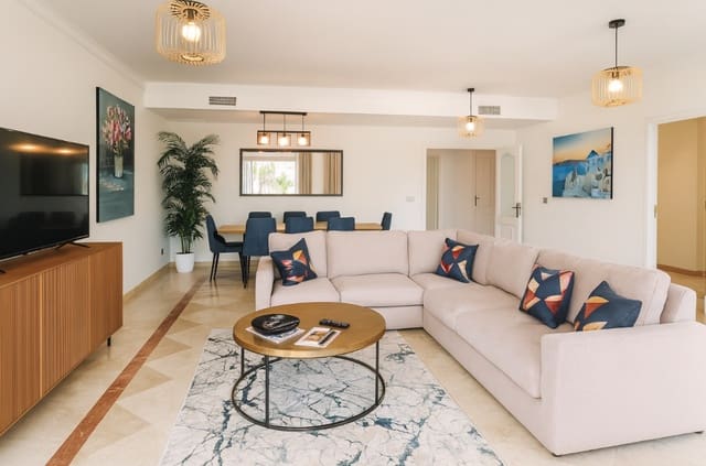 3 sovrum Lägenhet till salu i Sotogrande Alto, San Roque med pool garage - 399 950 € (Ref: 9336903)