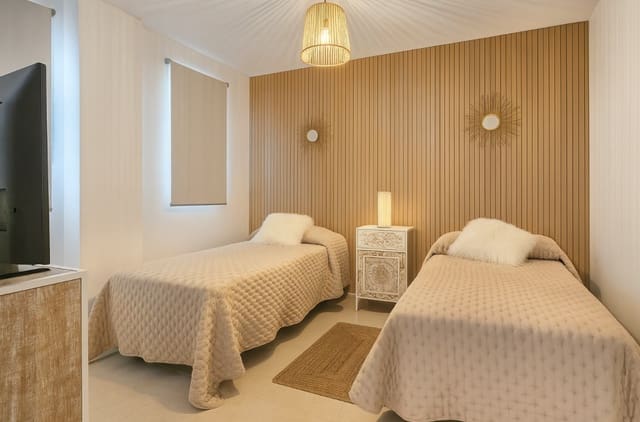 3 sovrum Lägenhet till salu i Sotogrande Alto, San Roque med pool garage - 399 950 € (Ref: 9336903)