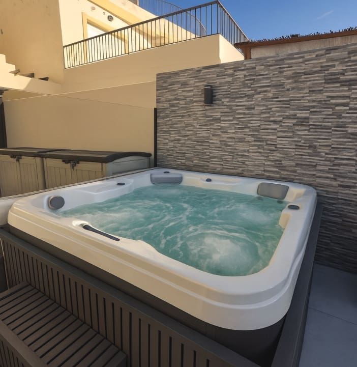 3 soverom Leilighet til salgs i Sotogrande med svømmebasseng garasje - € 850 000 (Ref: 9336908)