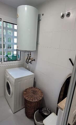 2 bedroom Apartment for rent in La Duquesa / Puerto de la Duquesa, Manilva with pool garage - € 1,100 (Ref: 9348462)