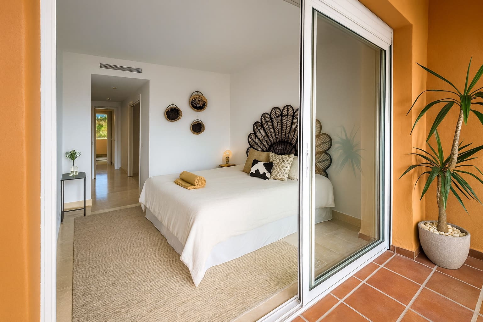 3 slaapkamer Appartement te koop in La Duquesa / Puerto de la Duquesa - € 595.000 (Ref: 9447239)