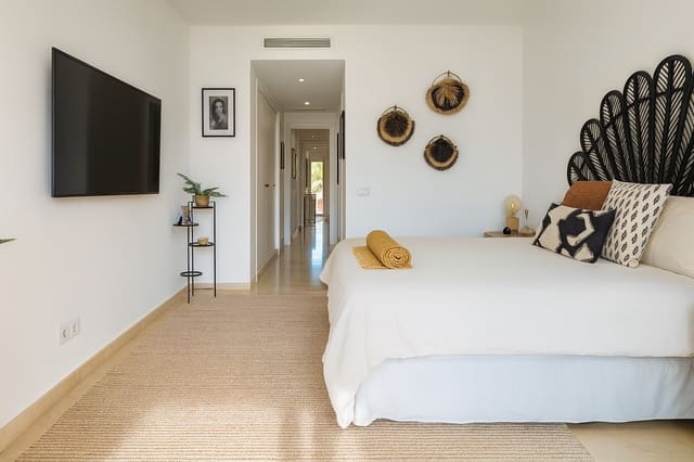 3 soverom Leilighet til salgs i La Duquesa / Puerto de la Duquesa, Manilva - € 595 000 (Ref: 9447239)