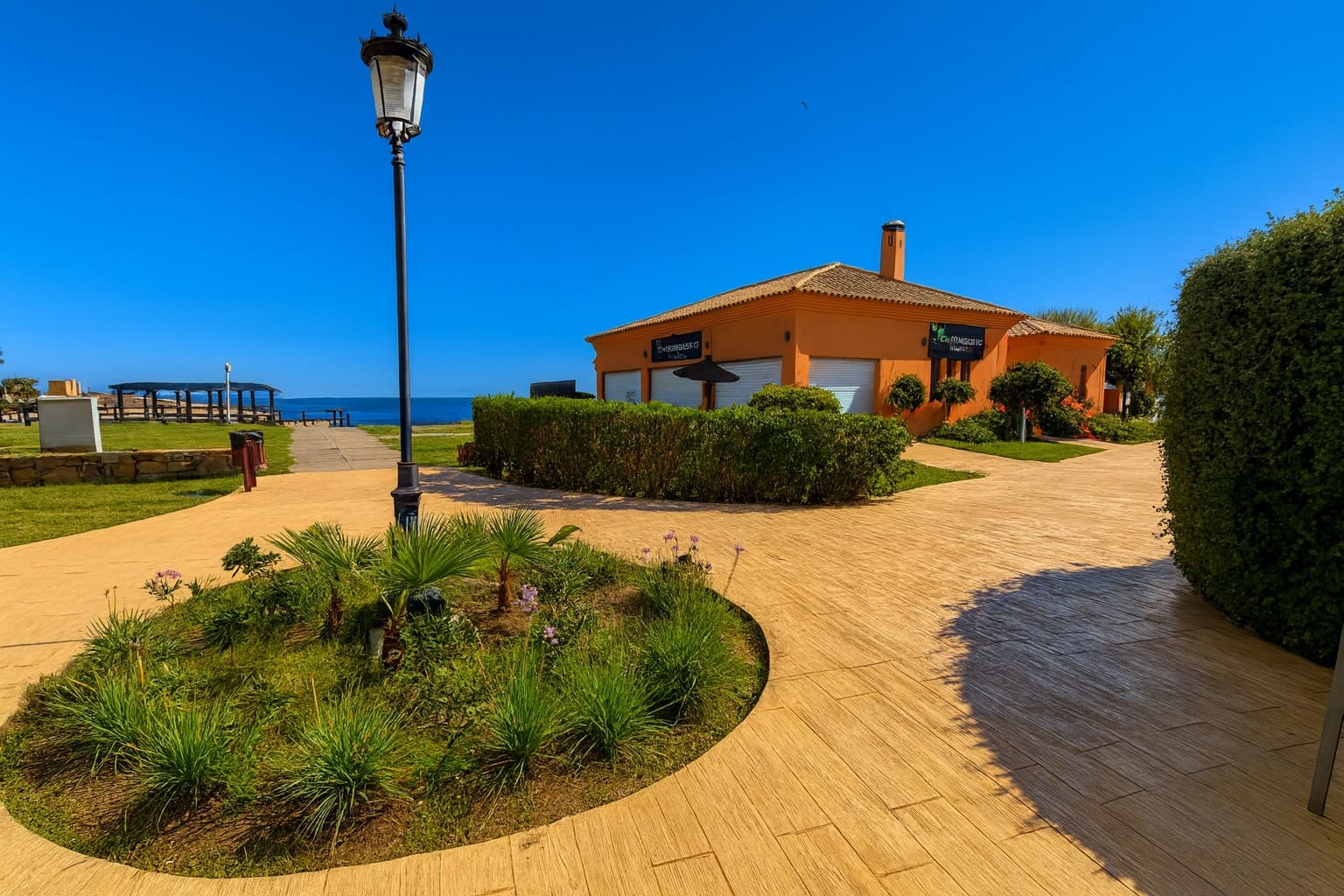 3 slaapkamer Appartement te koop in La Duquesa / Puerto de la Duquesa - € 595.000 (Ref: 9447239)