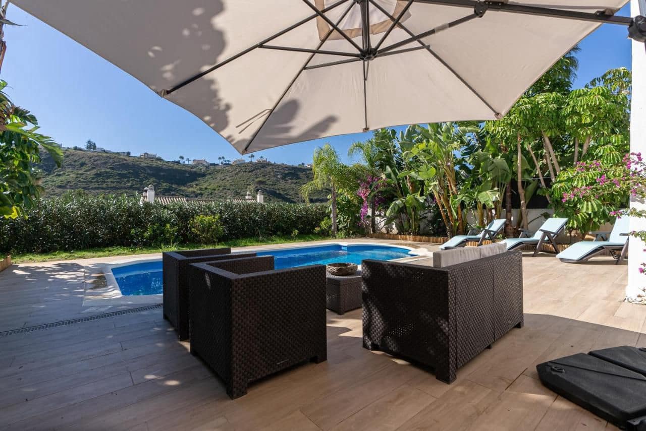 3 bedroom Villa for rent in Manilva - € 1,700 (Ref: 9447256)