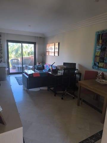 2 soverom Leilighet til leie i Manilva - € 1 100 (Ref: 9447372)