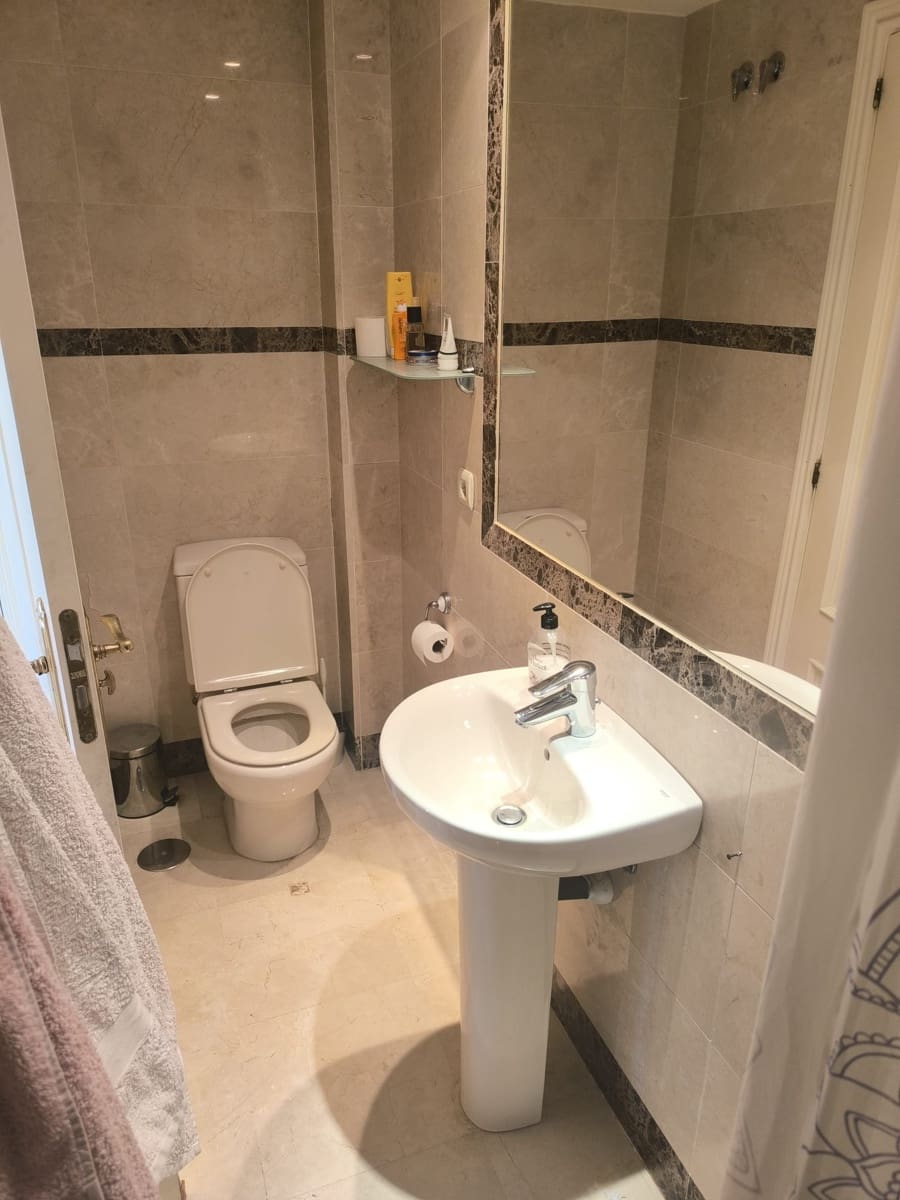 2 bedroom Apartment for rent in Manilva - € 1,100 (Ref: 9447372)