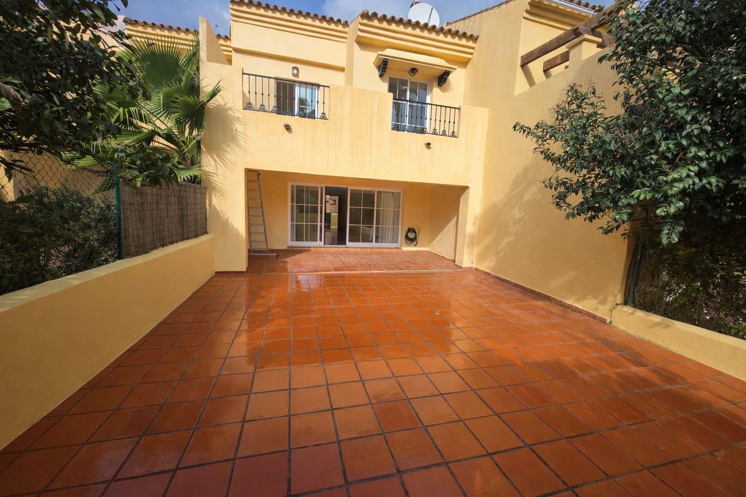 4 sovrum Radhus till salu i La Alcaidesa med pool garage - 375 000 € (Ref: 9569528)