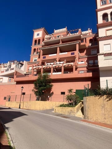 3 chambre Appartement à vendre à La Duquesa / Puerto de la Duquesa, Manilva avec piscine garage - 385 000 € (Ref: 9569635)