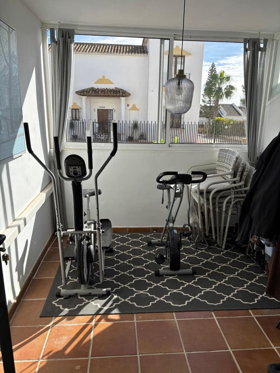 2 chambre Appartement à vendre à La Duquesa / Puerto de la Duquesa avec piscine garage - 359 950 € (Ref: 9569985)