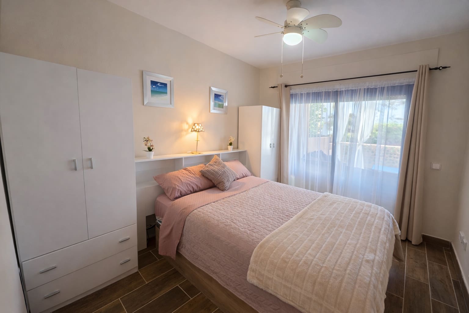 Appartement à vendre à La Duquesa / Puerto de la Duquesa avec piscine garage - 369 000 € (Ref: 9570007)