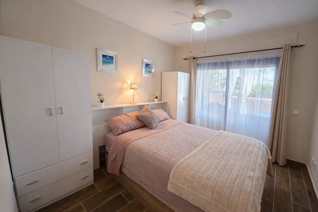 Appartement à vendre à La Duquesa / Puerto de la Duquesa, Manilva avec piscine garage - 369 000 € (Ref: 9570007)