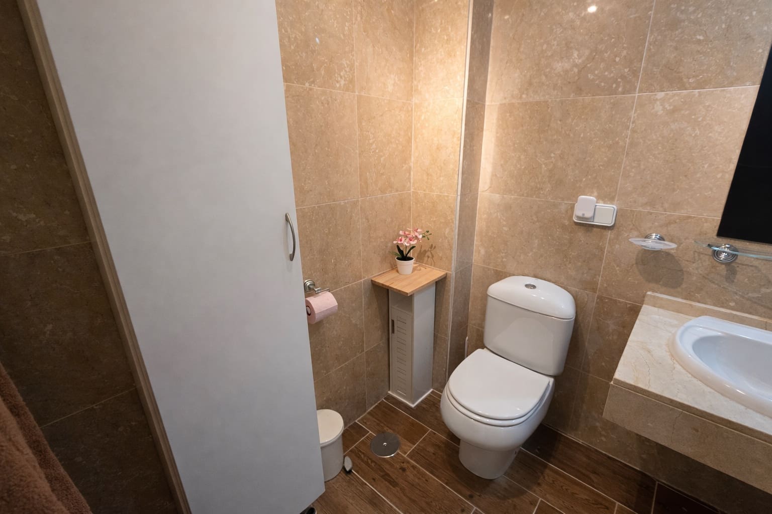 Appartement à vendre à La Duquesa / Puerto de la Duquesa avec piscine garage - 369 000 € (Ref: 9570007)