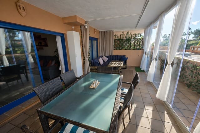 Appartement à vendre à La Duquesa / Puerto de la Duquesa, Manilva avec piscine garage - 369 000 € (Ref: 9570007)