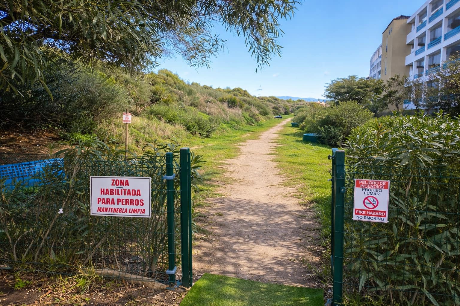 Appartement à vendre à La Duquesa / Puerto de la Duquesa avec piscine garage - 369 000 € (Ref: 9570007)