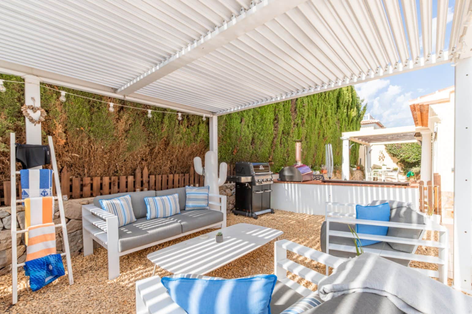 3 Zimmer Villa zu verkaufen in Moraira mit Pool Garage - 1.189.000 € (Ref: 10031129)