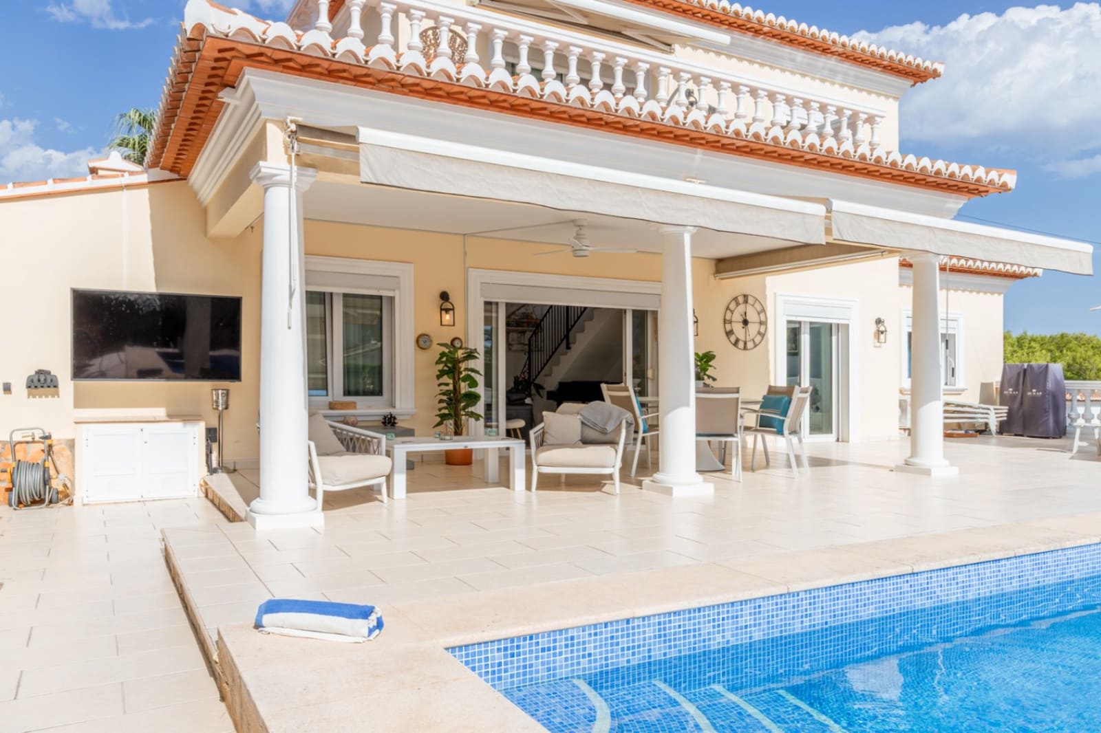 3 Zimmer Villa zu verkaufen in Moraira mit Pool Garage - 1.189.000 € (Ref: 10031129)