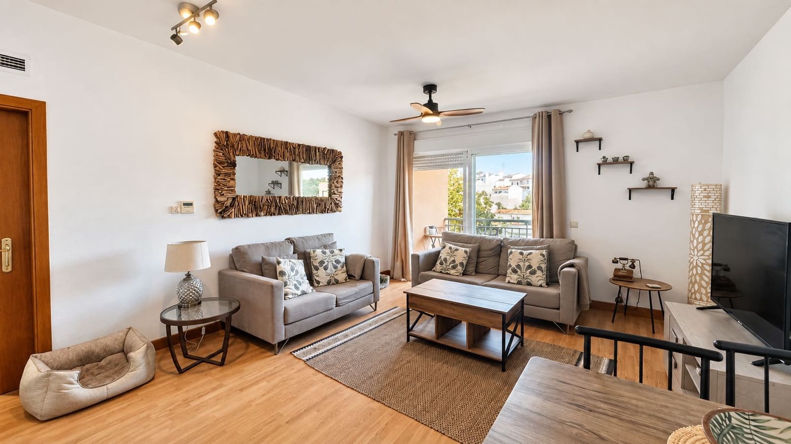 2 Zimmer Apartment zu vermieten in Teulada mit Garage - 1.000 € (Ref: 10076902)