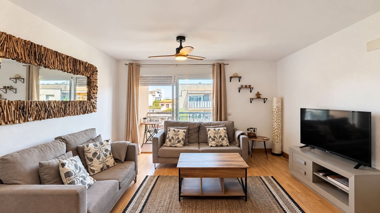 2 Zimmer Apartment zu vermieten in Teulada mit Garage - 1.000 € (Ref: 10076902)