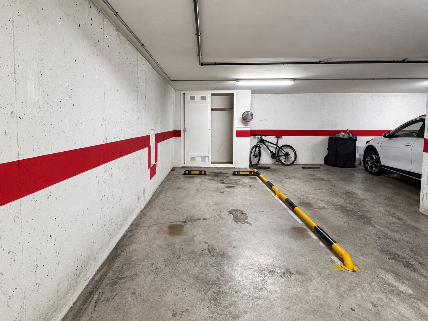 3 makuuhuone Huoneisto vuokrattavana paikassa Teulada mukana 
autotalli - 1 150 € (Ref: 10095756)
