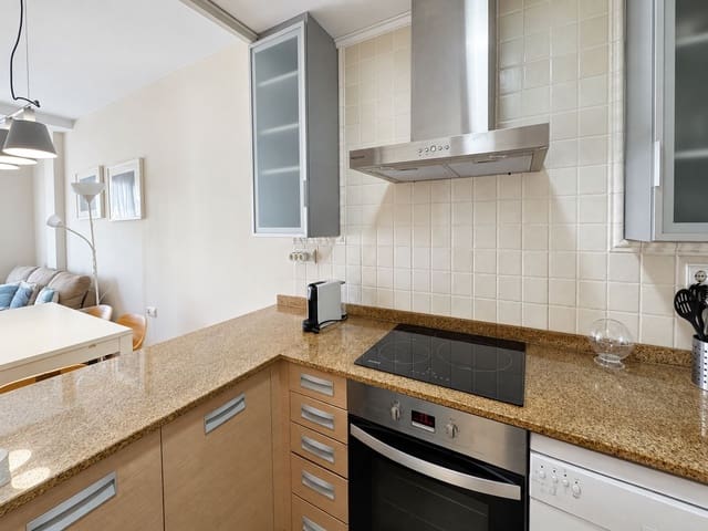 2 sypialnia Apartament do wynajęcia w Moraira, Teulada-Moraira z basenem garażem - 1 300 € (Ref: 10097344)