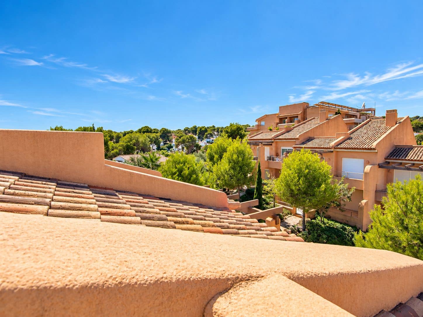 2 Zimmer Apartment zu vermieten in Moraira mit Pool Garage - 1.300 € (Ref: 10160195)