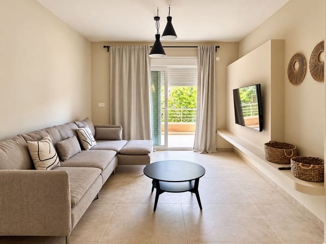2 Zimmer Apartment zu vermieten in Moraira, Teulada-Moraira mit Pool Garage - 1.300 € (Ref: 10160195)
