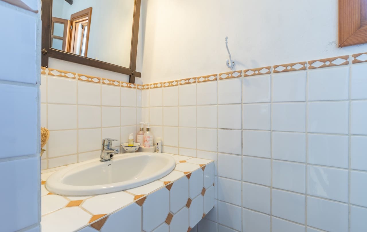 8 bedroom Finca/Country House for sale in Teulada with pool garage - € 1,600,000 (Ref: 7533144)